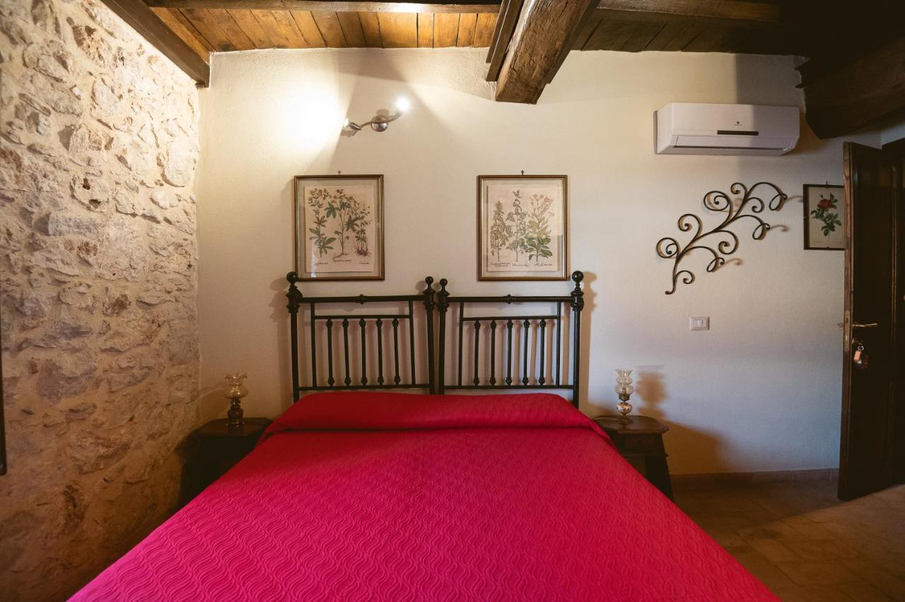 Pico Nena Al Borgo Castello B&B 외부 사진