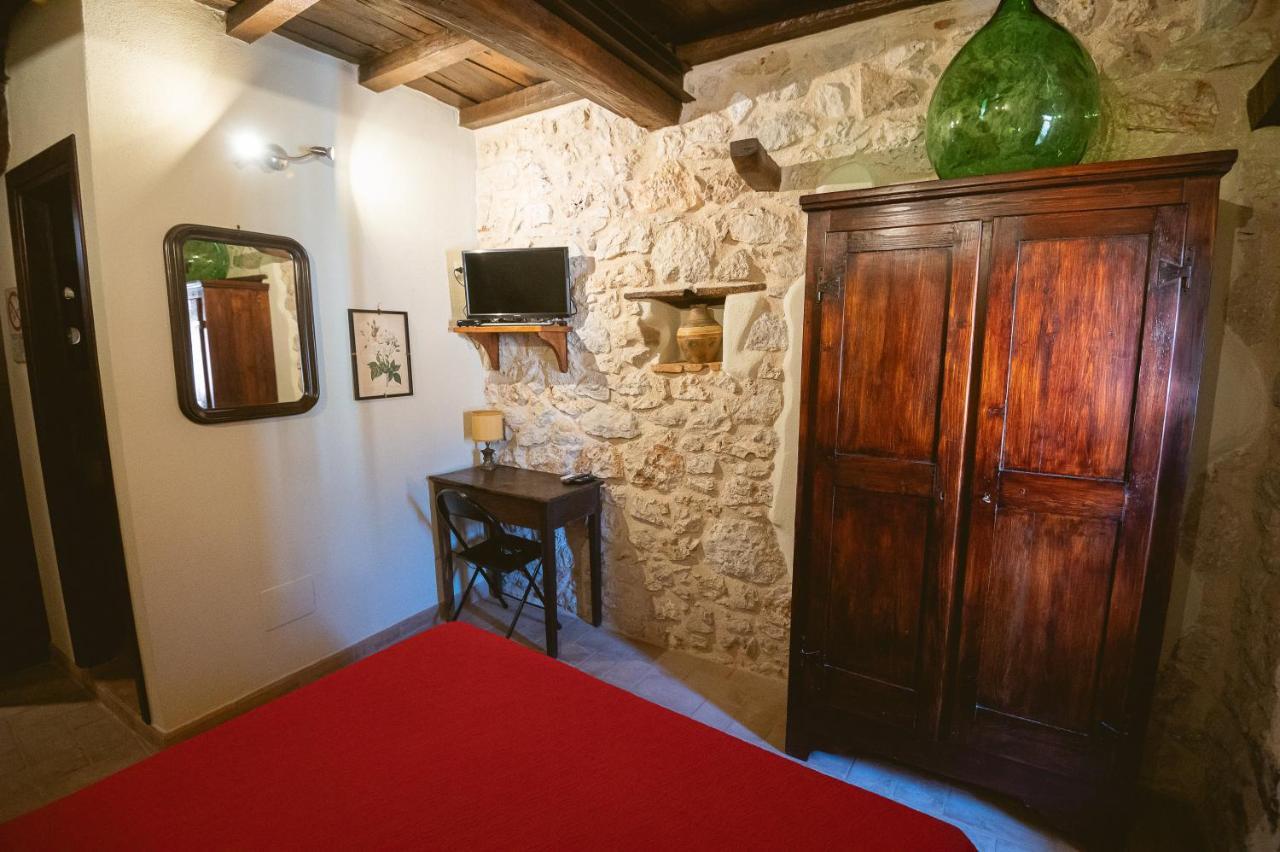 Pico Nena Al Borgo Castello B&B 외부 사진