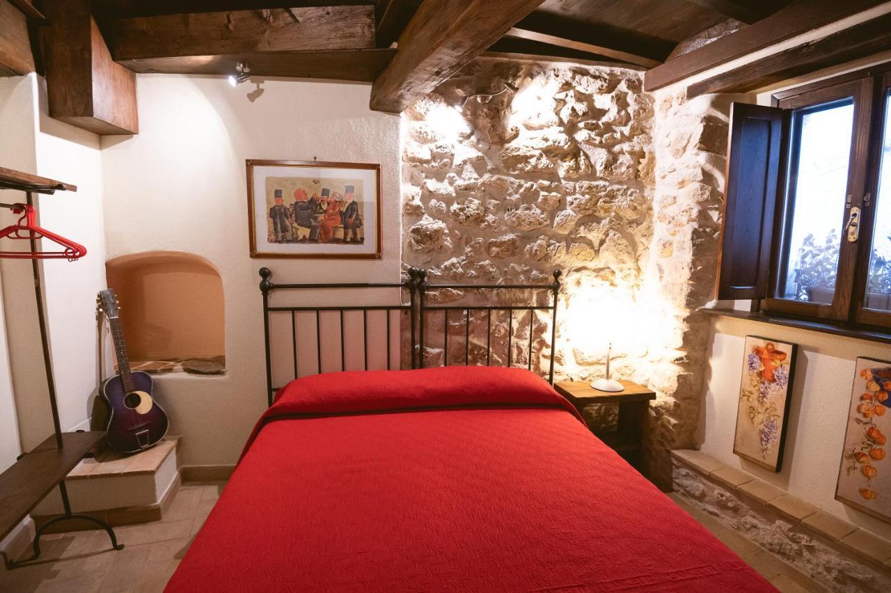 Pico Nena Al Borgo Castello B&B 외부 사진