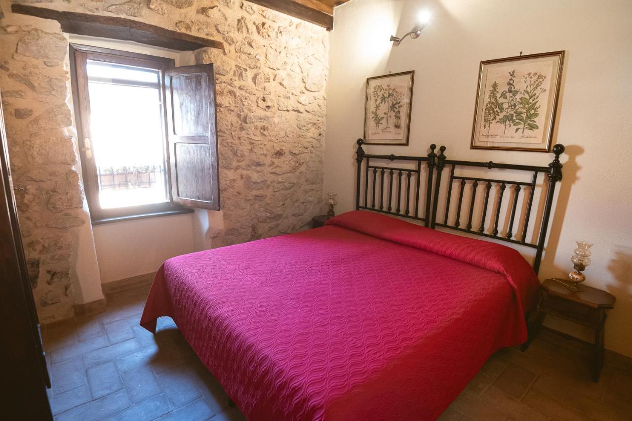 Pico Nena Al Borgo Castello B&B 외부 사진