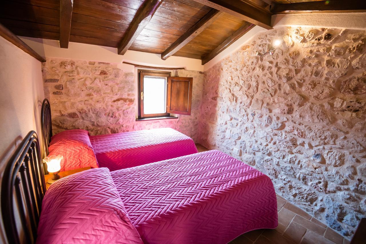 Pico Nena Al Borgo Castello B&B 외부 사진