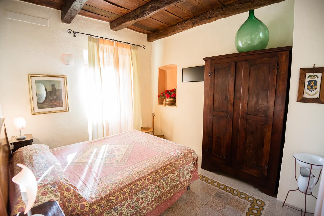 Pico Nena Al Borgo Castello B&B 외부 사진